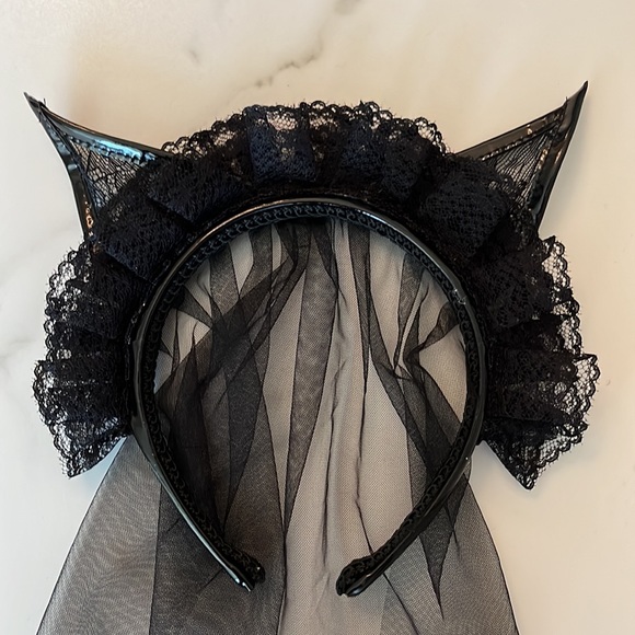Cat Headband with Sheer Black Veil - Picture 5 of 7